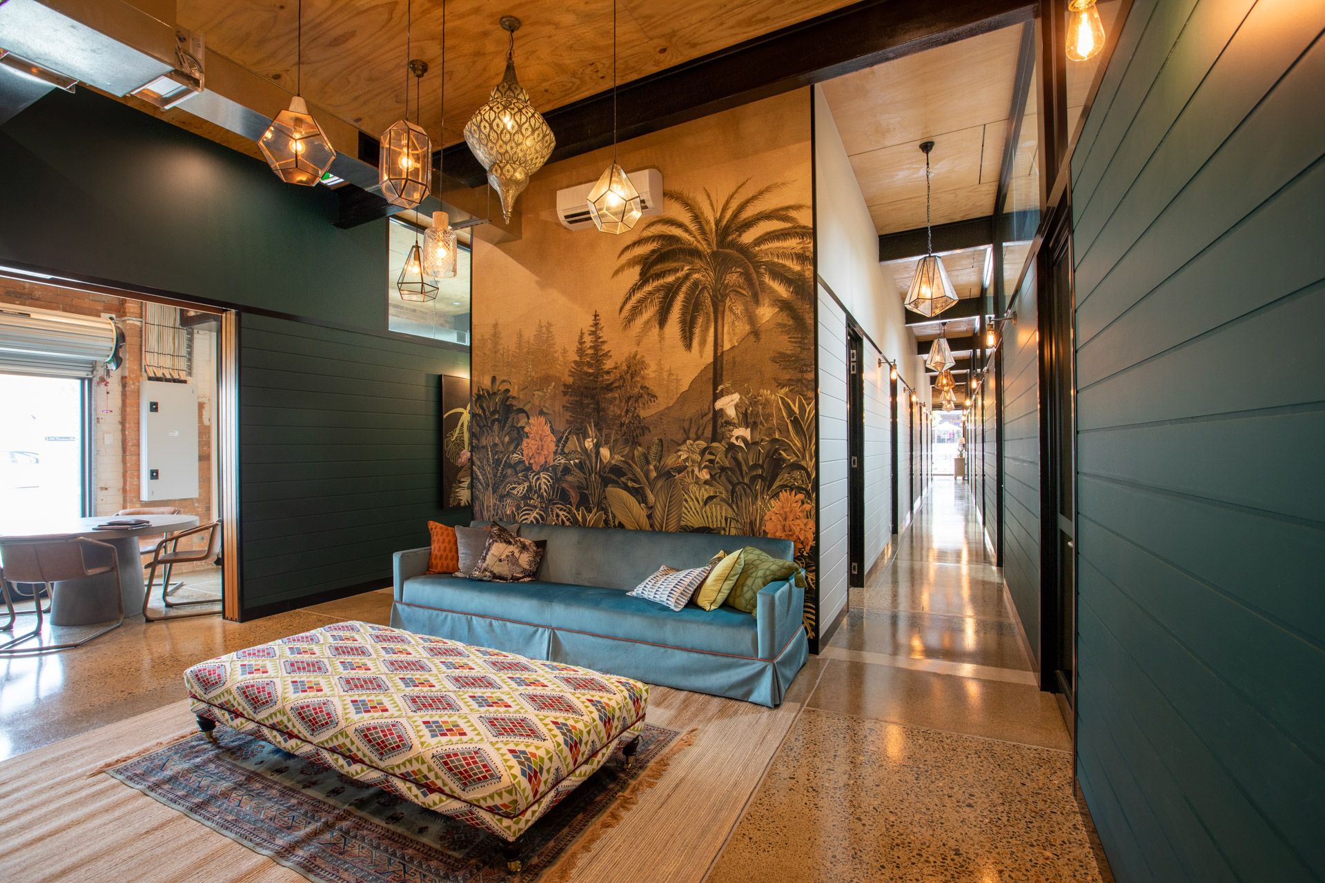 Freedom Suites Stones Corner