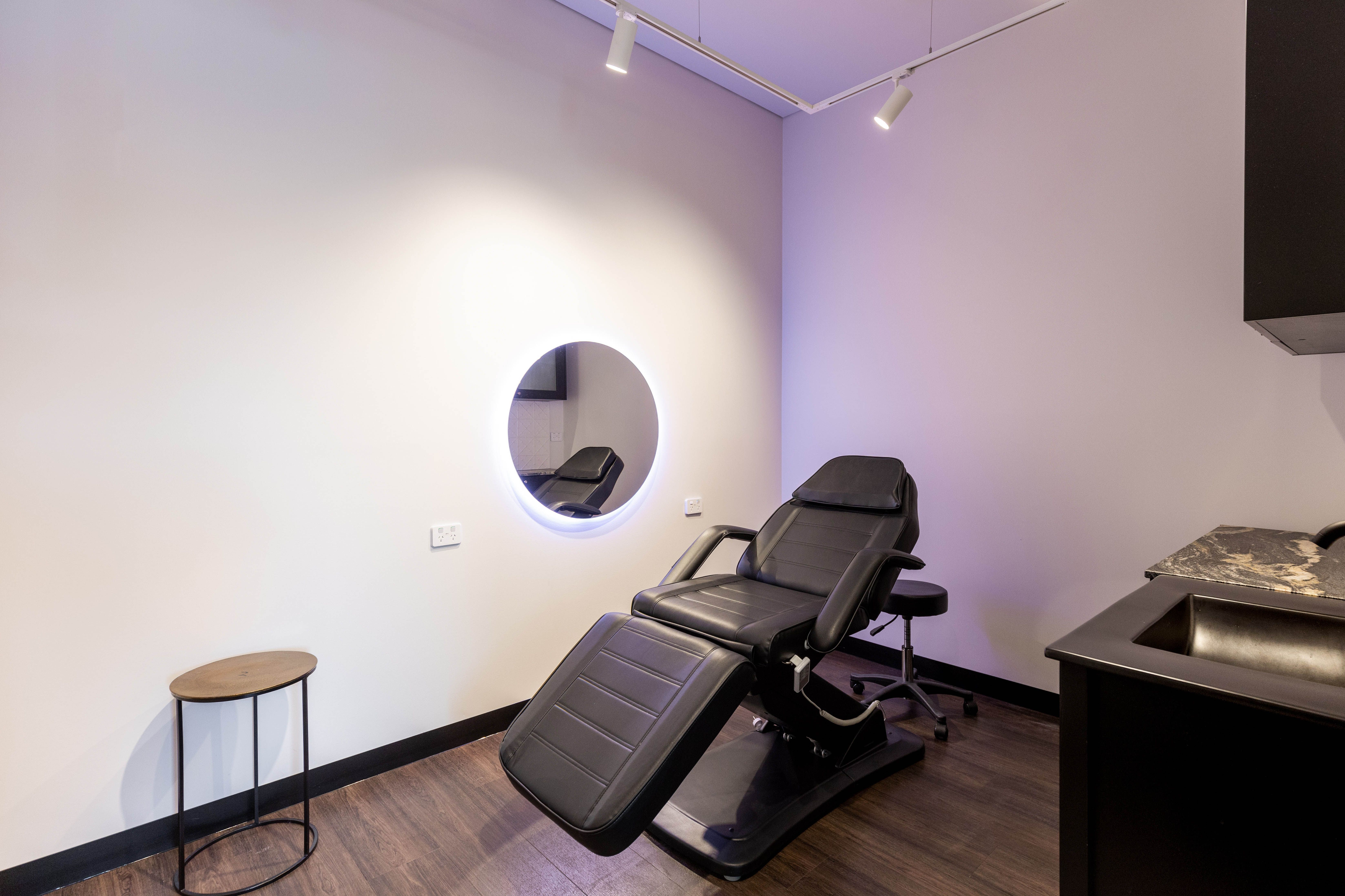 Freedom Suites Oakleigh interior, view 3