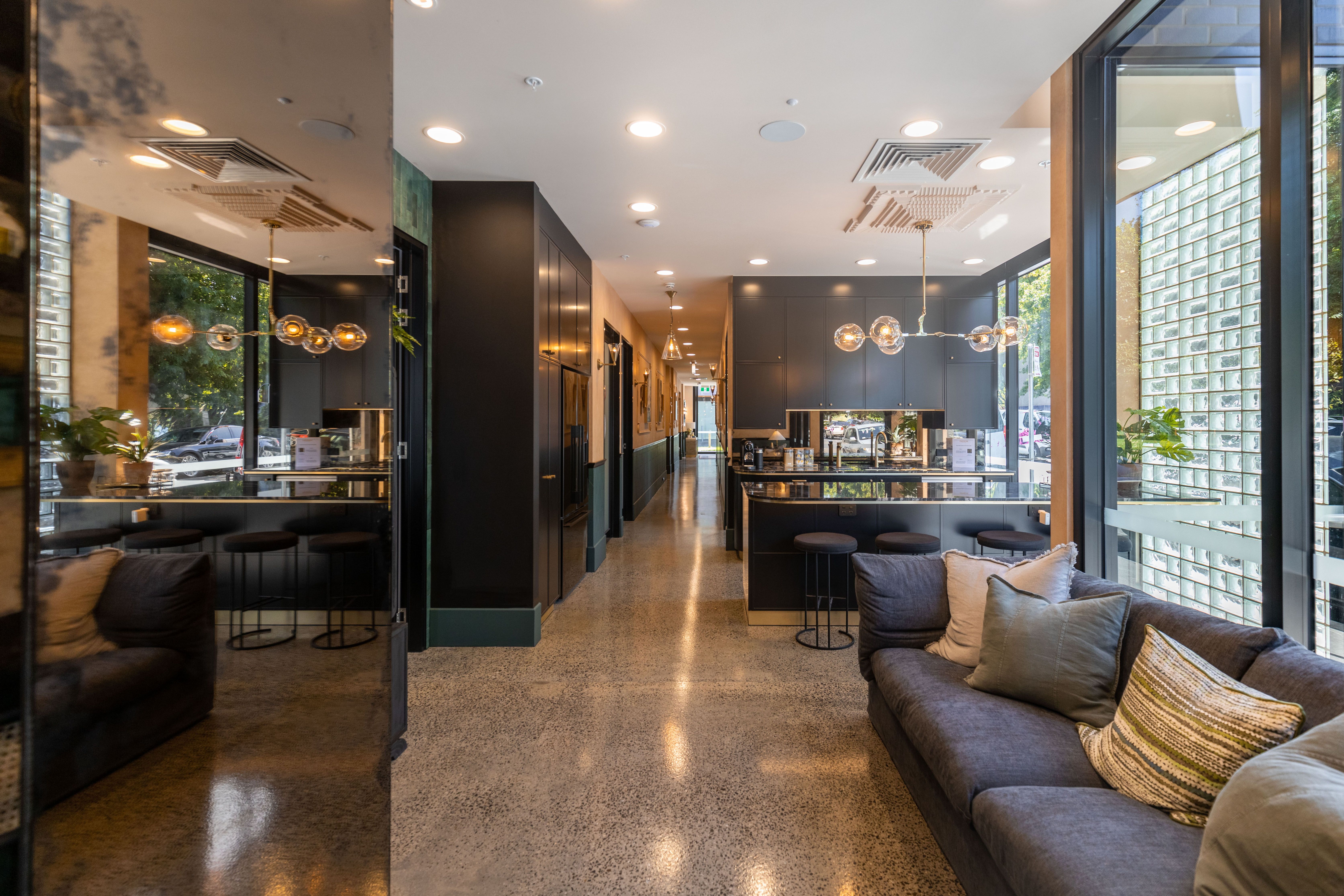 Freedom Suites Prahran interior, view 4