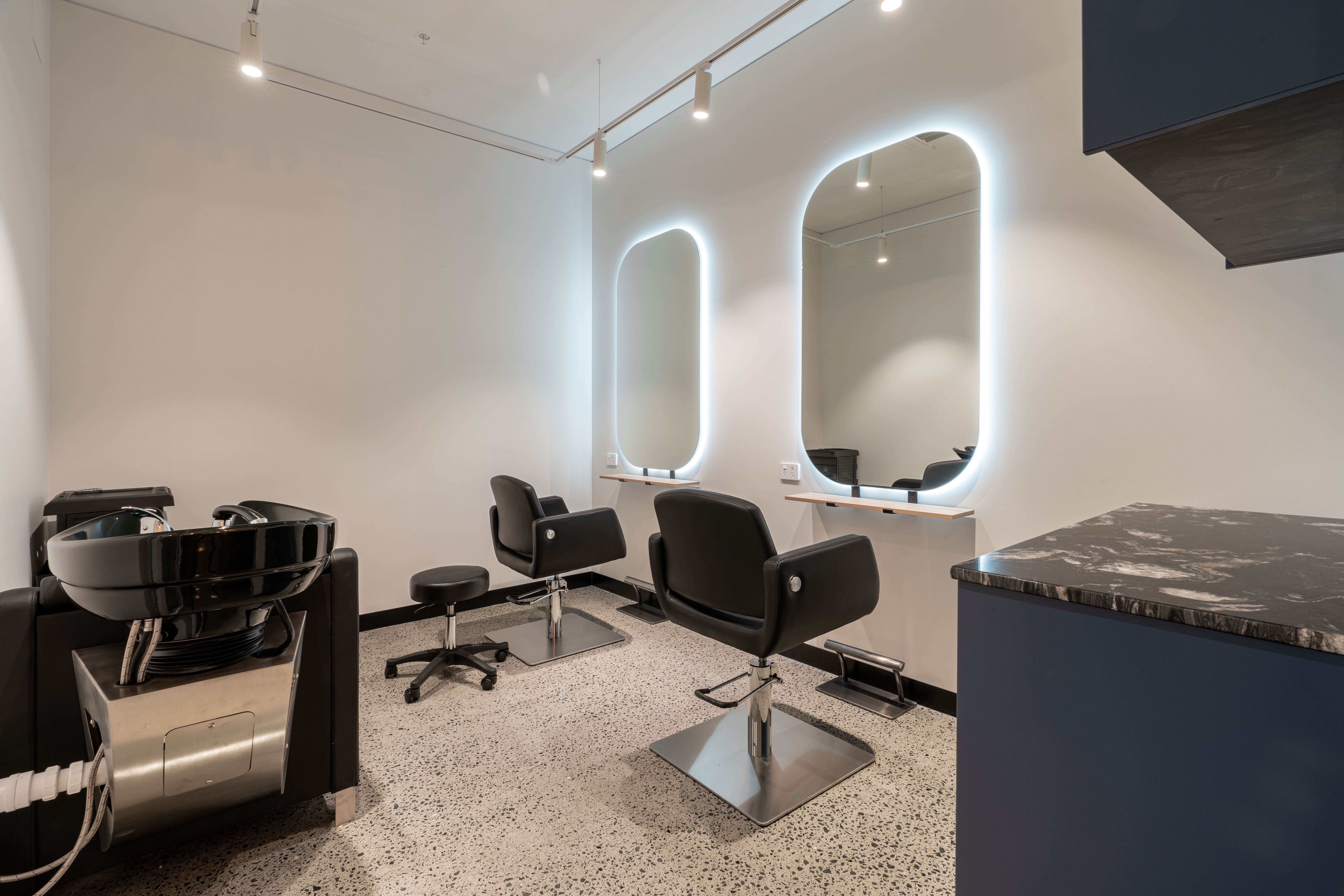 Freedom Suites Southport interior, view 7