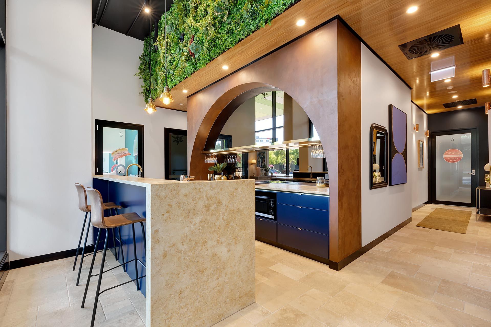 Freedom Suites salon interior