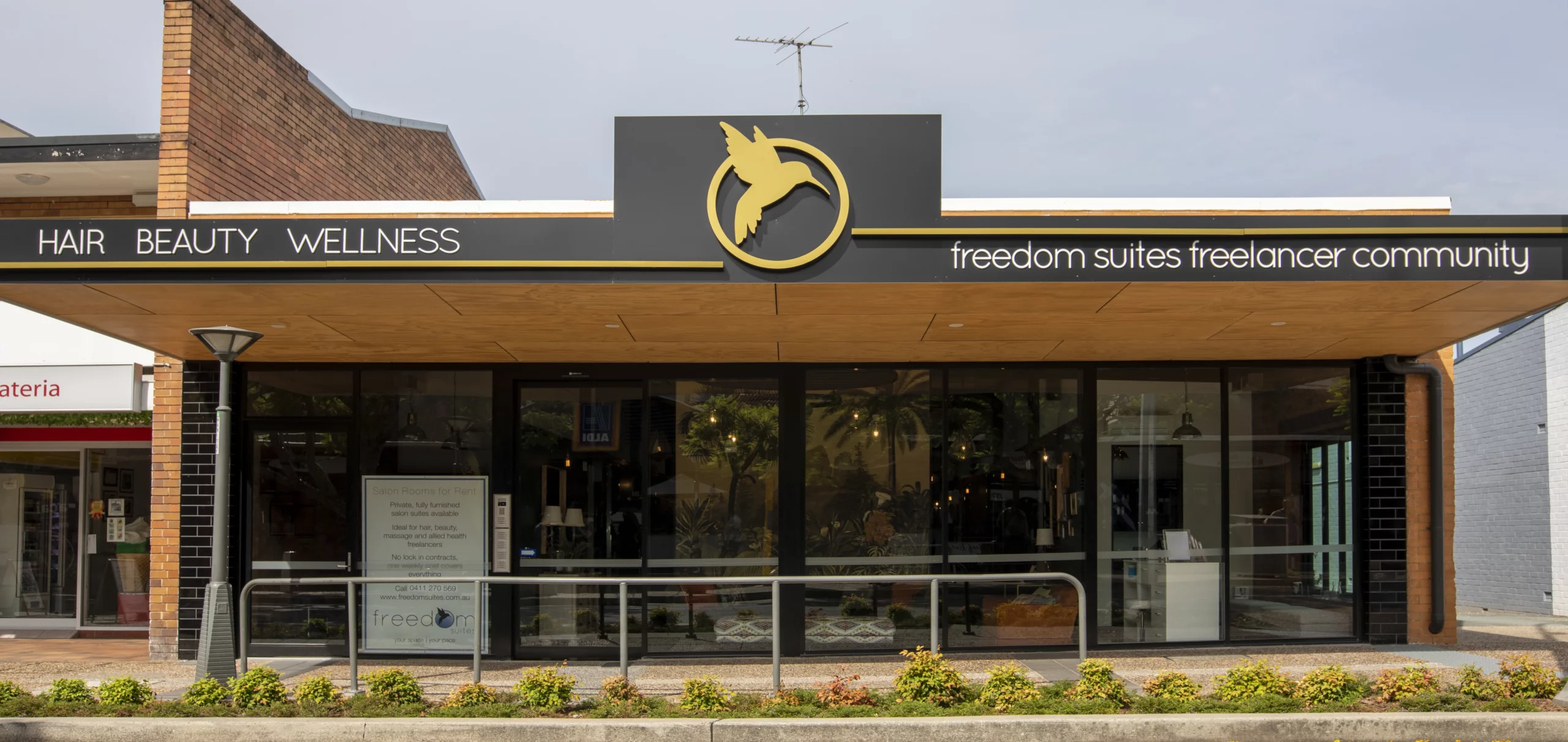 Freedom Suites salon interior