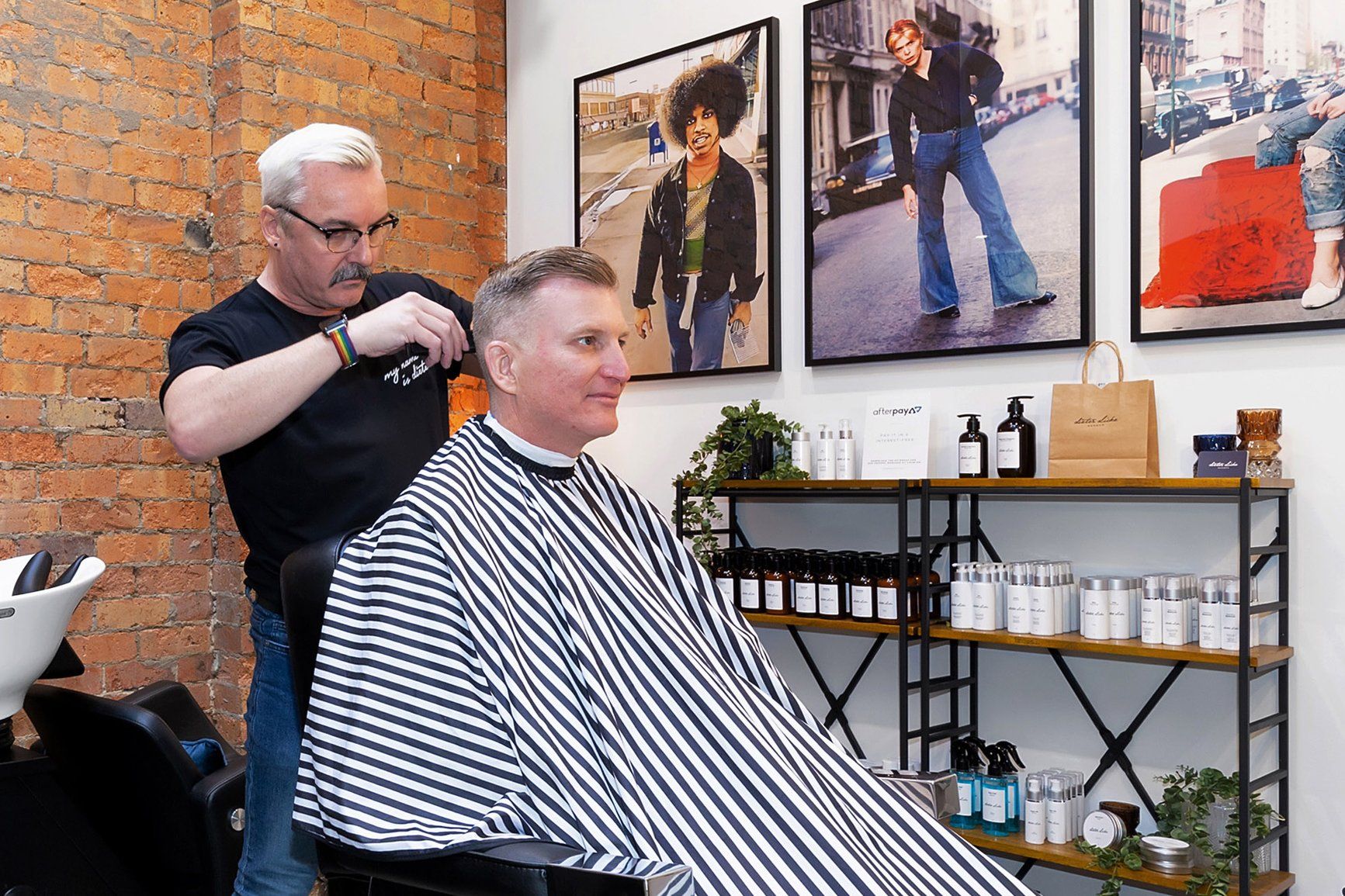 Freedom Suites Barber Suite interior, view 3