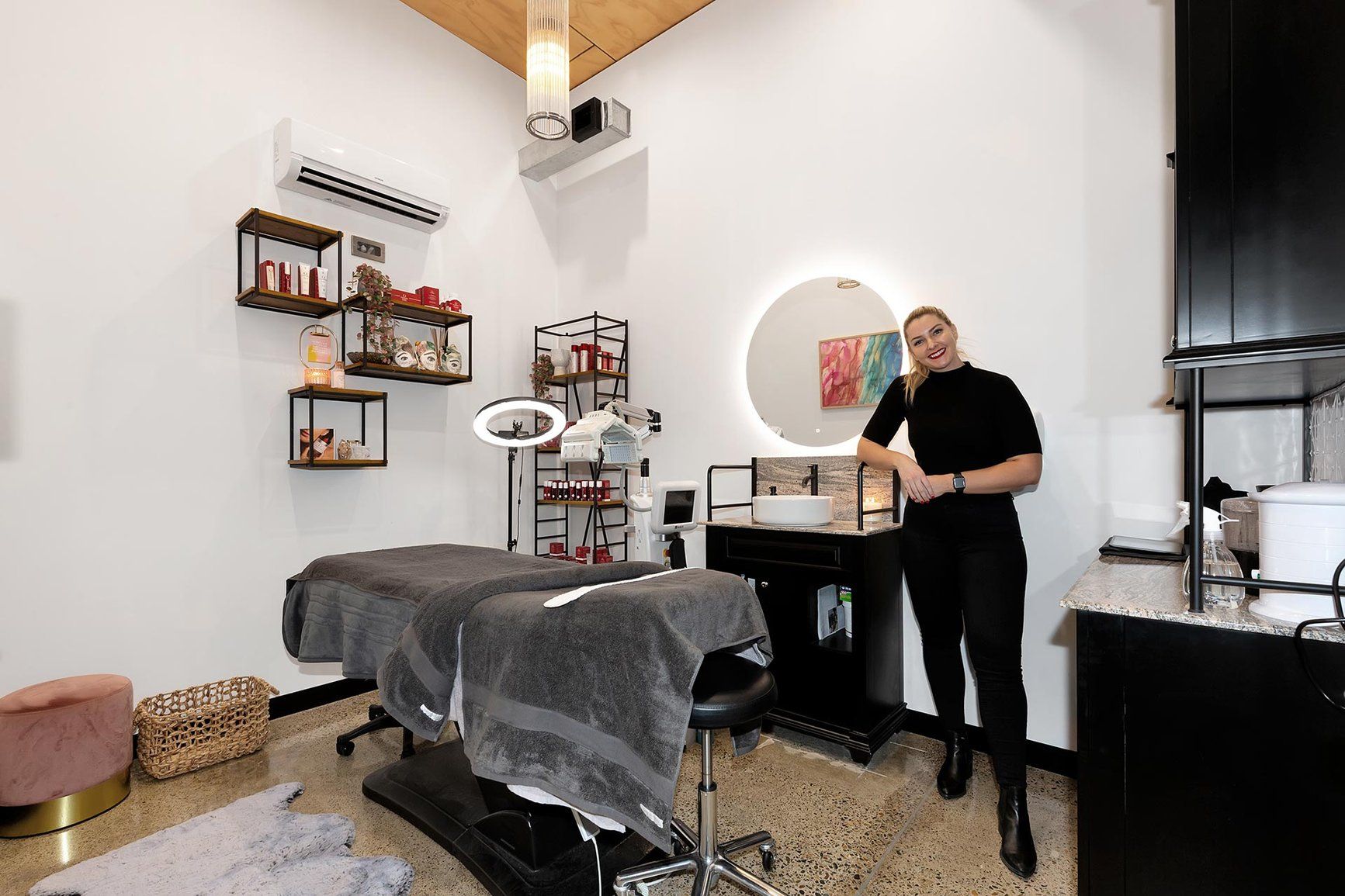 Freedom Suites Massage & Wellness Suite interior, view 3