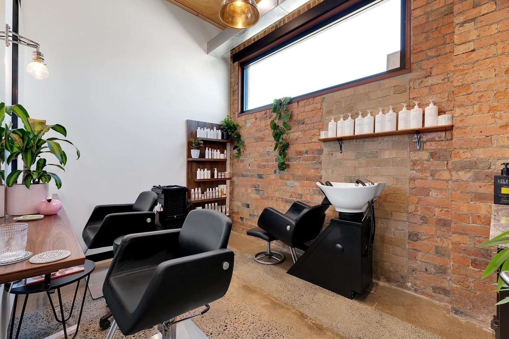Freedom Suites Hair Salon Suite interior, view 2